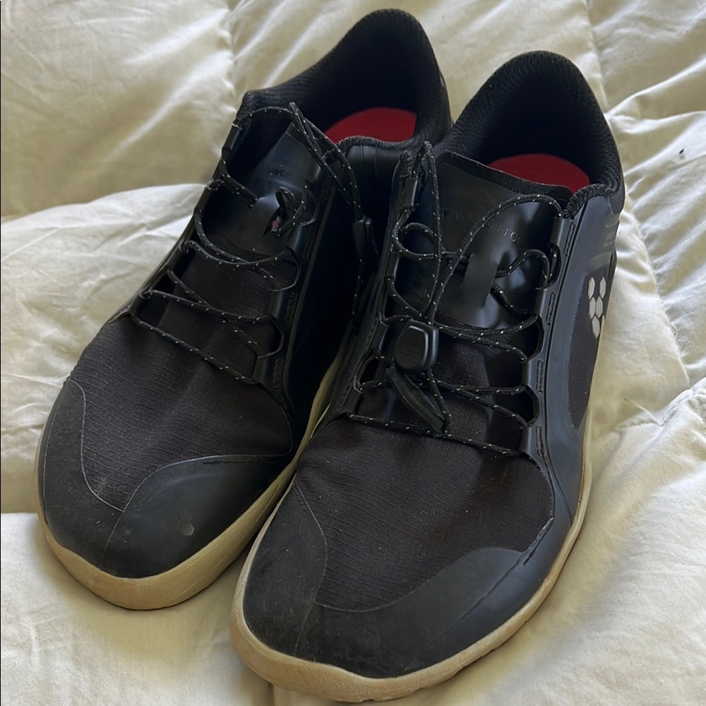 Vivo barefoot Black Athletic Shoes Minimalist Design